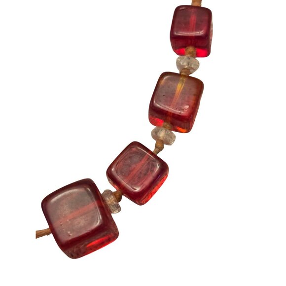 Vintage Cherry Red Lucite Necklace Square Beads Mid Century Glow - Picture 4 of 8